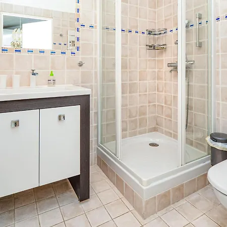 Casa vacanze Beautiful In St, Cannat With Wifi *