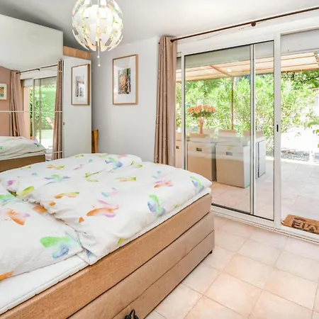 Beautiful In St, Cannat With Wifi Casa vacanze *